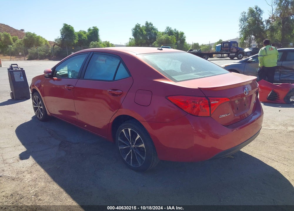 2018 TOYOTA COROLLA XSE VIN: 5YFBURHE1JP785055