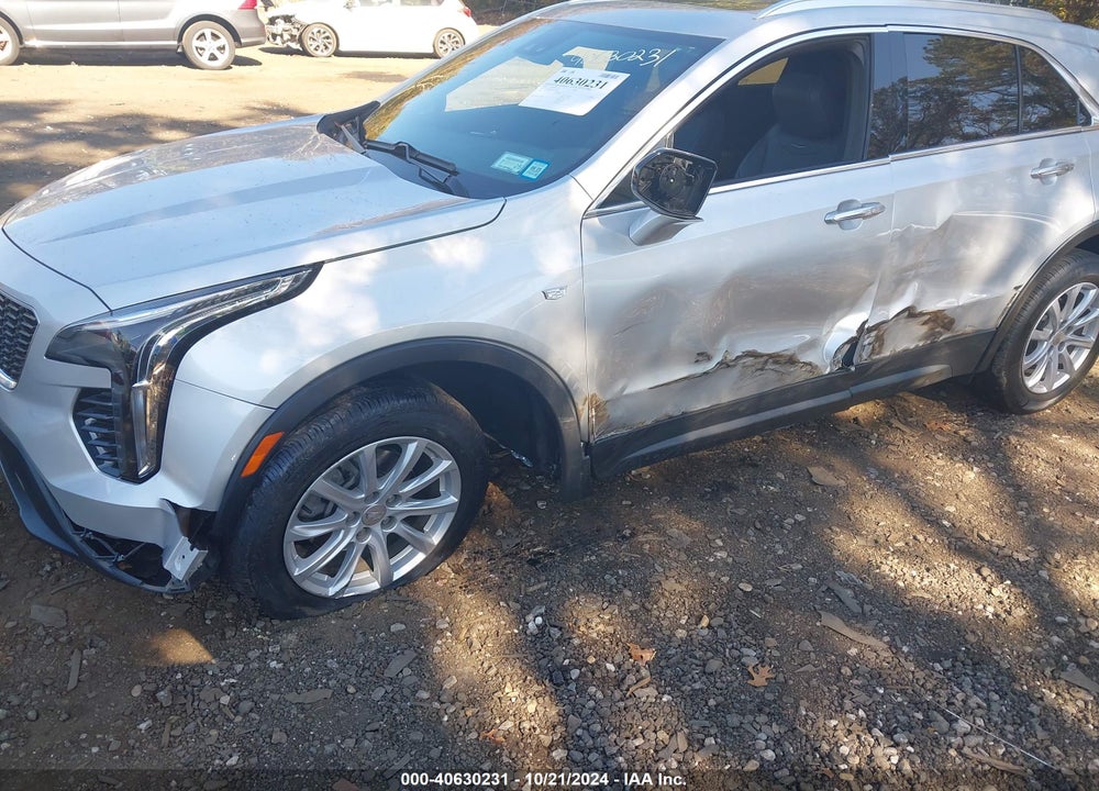 2022 CADILLAC XT4 AWD LUXURY VIN: 1GYFZBR43NF153858