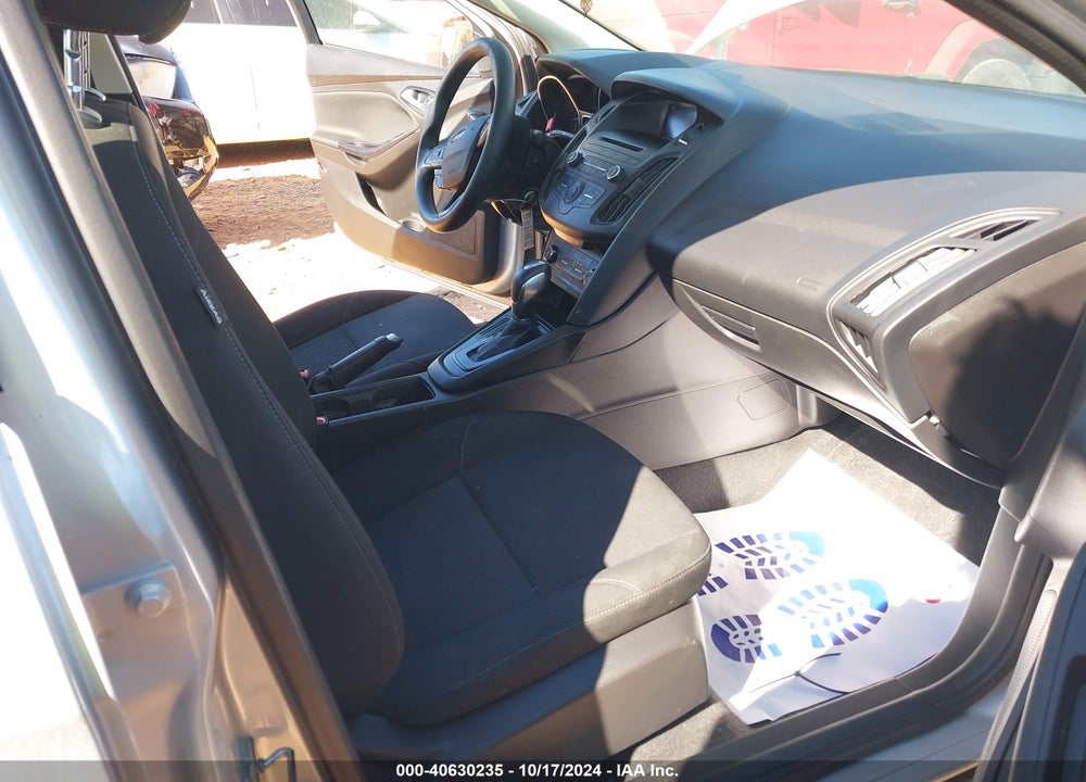 2015 FORD FOCUS SE VIN: 1FADP3F21FL353741