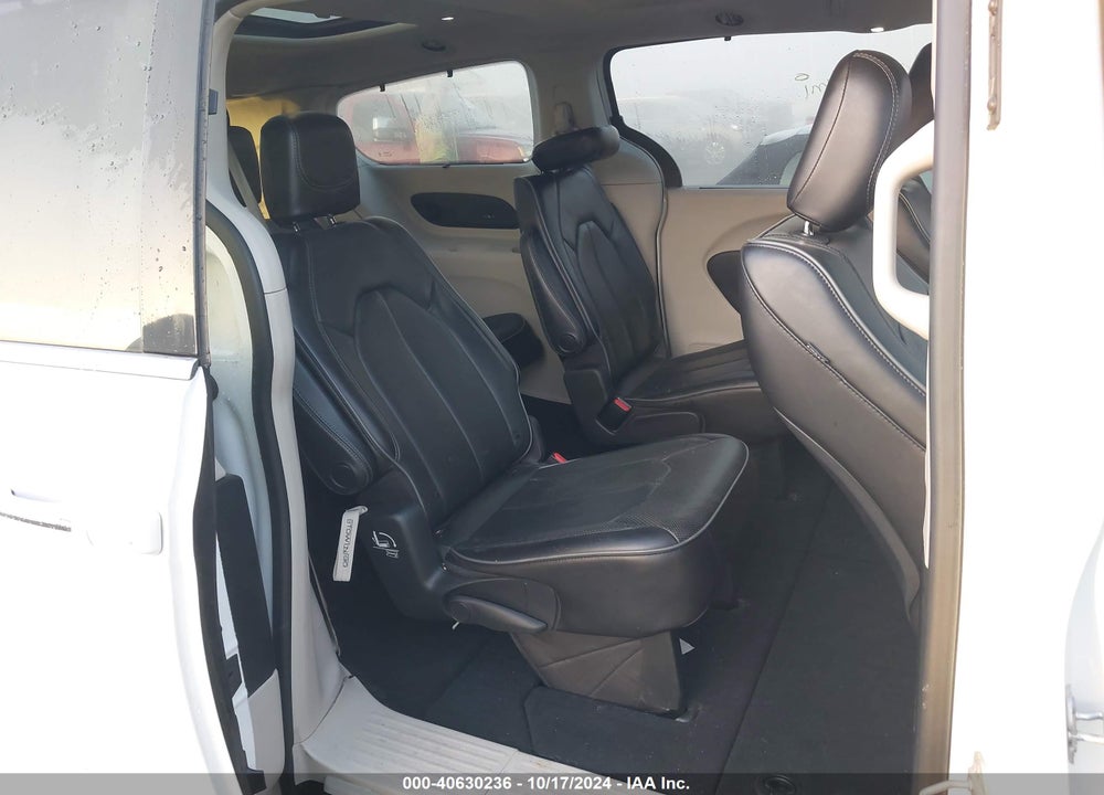 2019 CHRYSLER PACIFICA LIMITED VIN: 2C4RC1GG1KR731925
