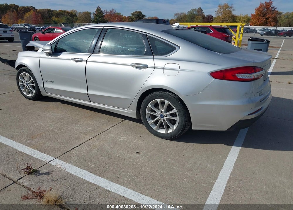 2019 FORD FUSION HYBRID SEL VIN: 3FA6P0MU0KR117928