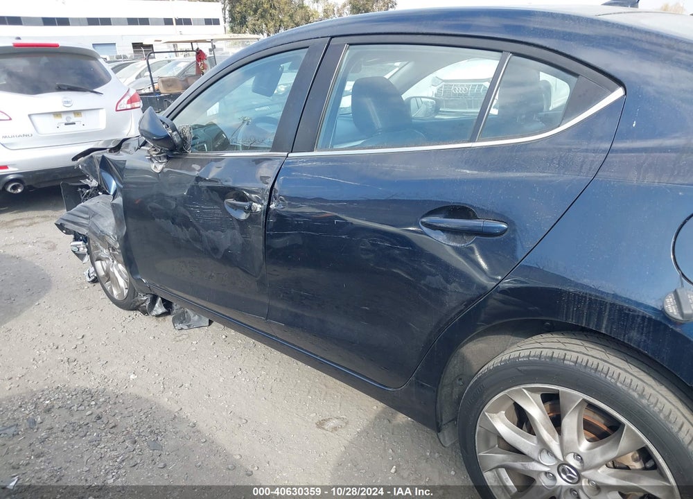 2015 MAZDA 3 S GRAND TOURING VIN: JM1BM1W37F1232036