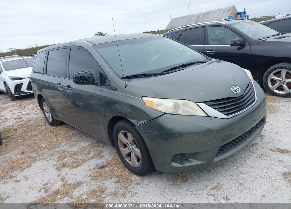 2012 TOYOTA SIENNA LE 8 PASSENGER VIN: 5TDKA3DC3CS013581
