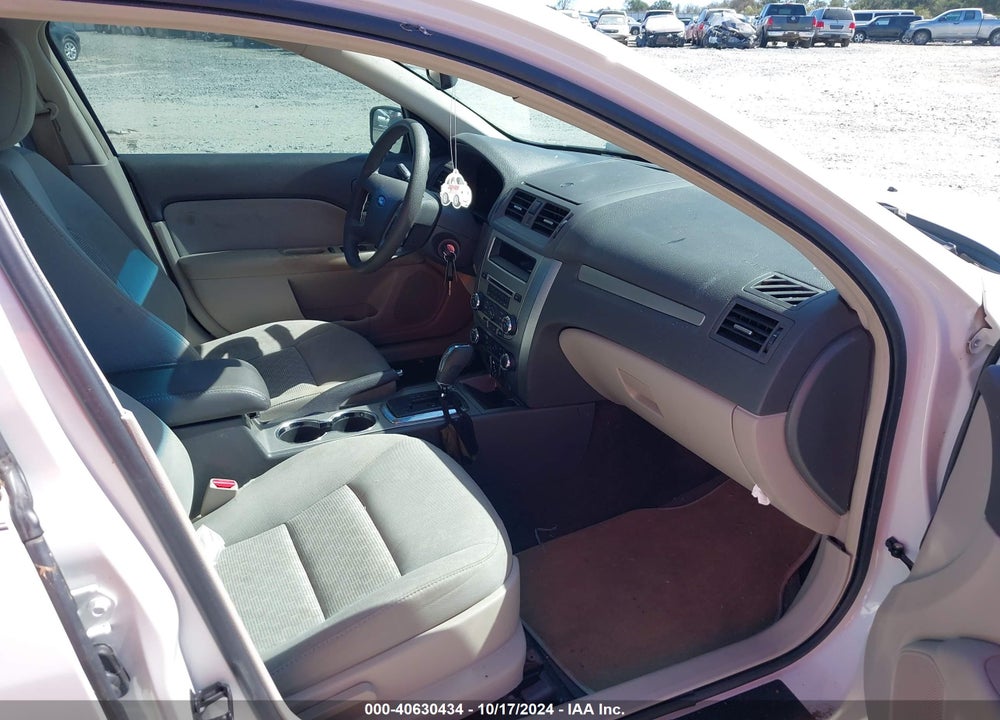 2010 FORD FUSION SE VIN: 3FAHP0HG0AR213201