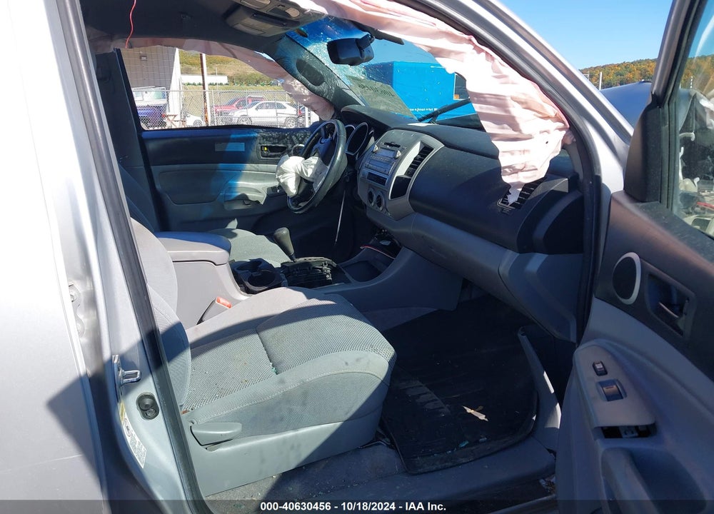 2011 TOYOTA TACOMA DOUBLE CAB VIN: 3TMLU4EN8BM069418
