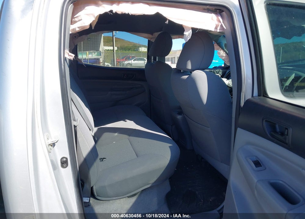 2011 TOYOTA TACOMA DOUBLE CAB VIN: 3TMLU4EN8BM069418