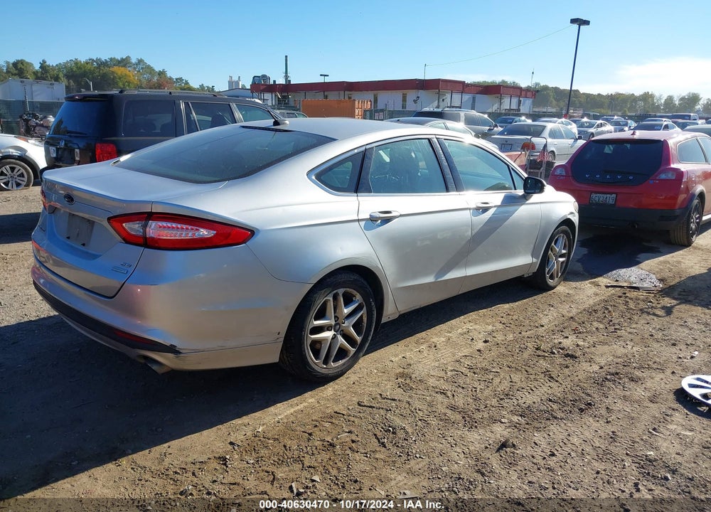 2014 FORD FUSION SE VIN: 3FA6P0HD8ER212820