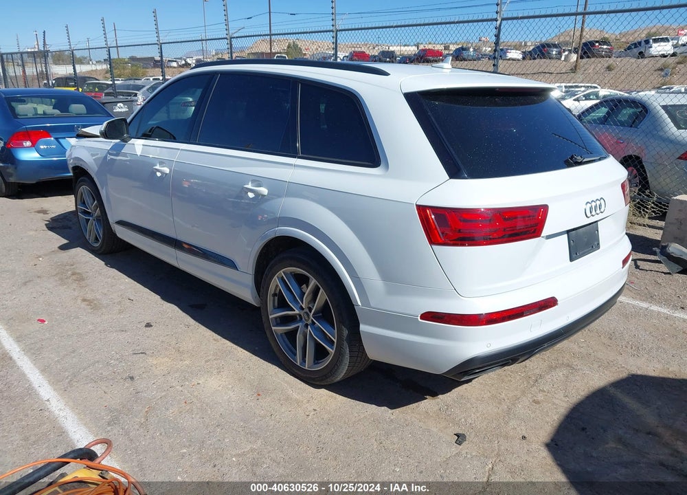 2018 AUDI Q7 3.0T PREMIUM VIN: WA1VAAF77JD050623