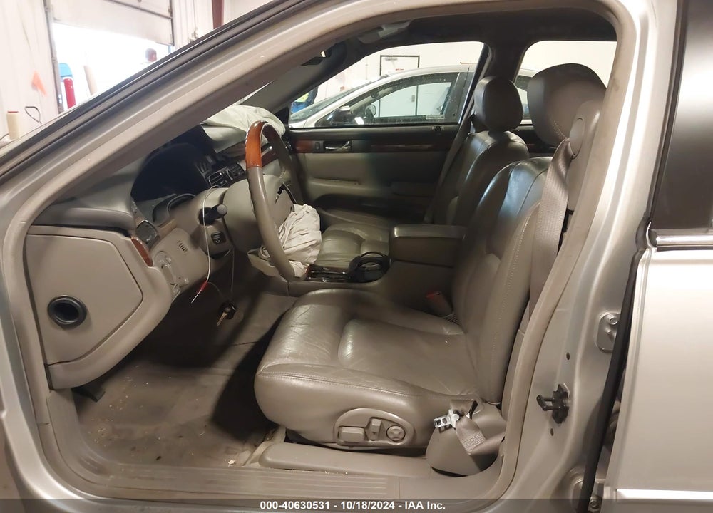 2000 CADILLAC SEVILLE STS VIN: 1G6KY549XYU300868
