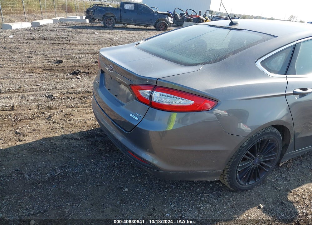 2014 FORD FUSION SE VIN: 1FA6P0HD9E5386169