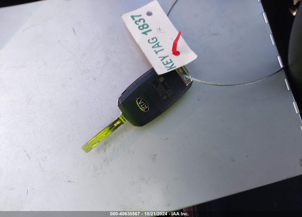 2015 KIA SOUL VIN: KNDJN2A23F7815696