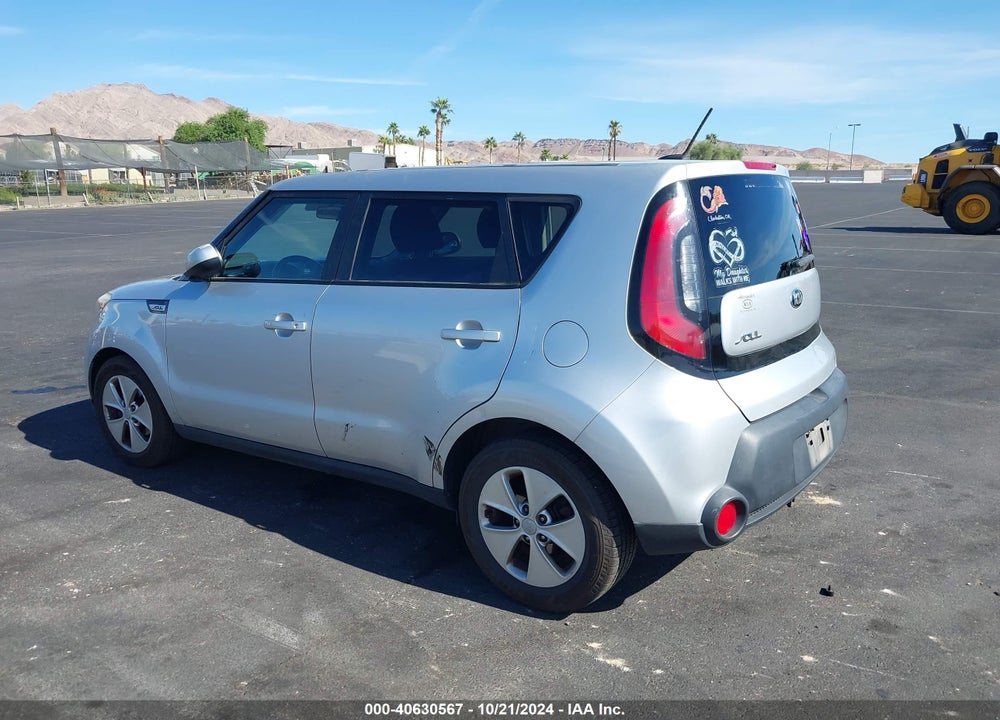 2015 KIA SOUL VIN: KNDJN2A23F7815696