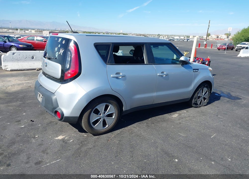 2015 KIA SOUL VIN: KNDJN2A23F7815696