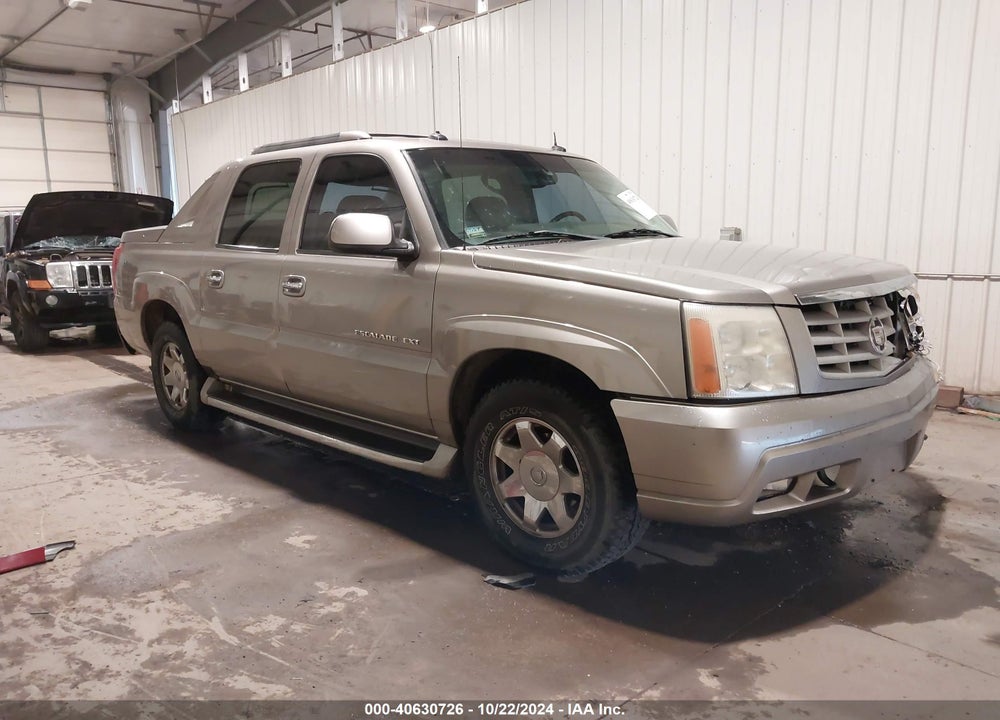 2003 CADILLAC ESCALADE EXT STANDARD VIN: 3GYEK63N83G194989