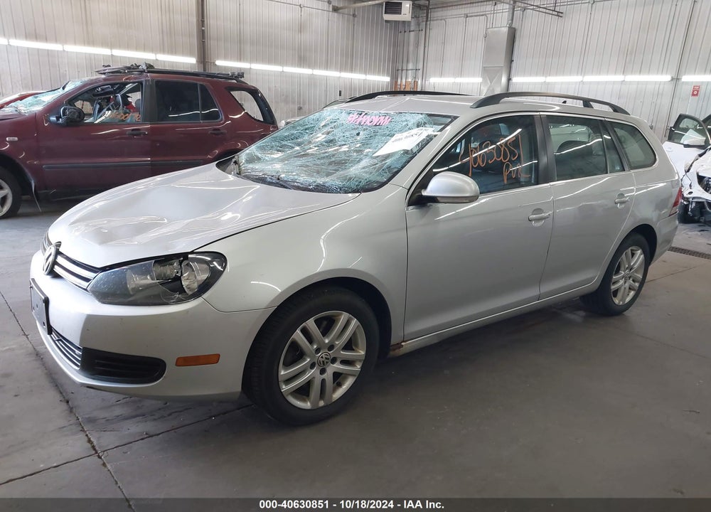 2011 VOLKSWAGEN JETTA SPORTWAGEN 2.0L TDI VIN: 3VWML7AJ3BM667392