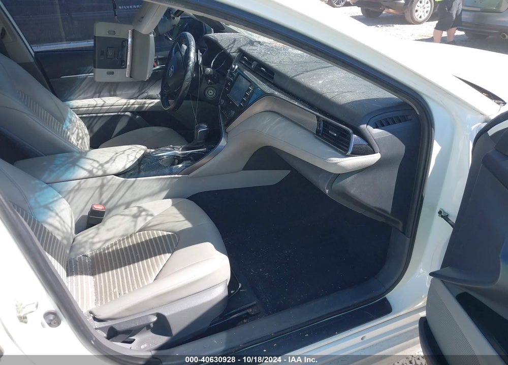 2020 TOYOTA CAMRY SE VIN: 4T1G11AK9LU892520