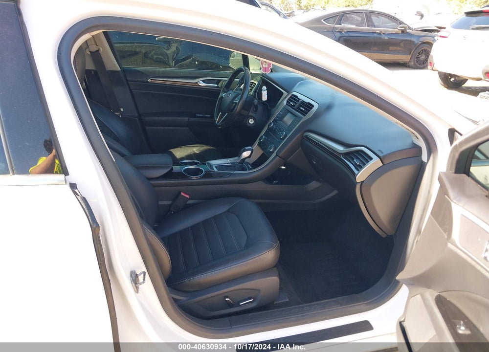2013 FORD FUSION SE VIN: 3FA6P0HR9DR253306