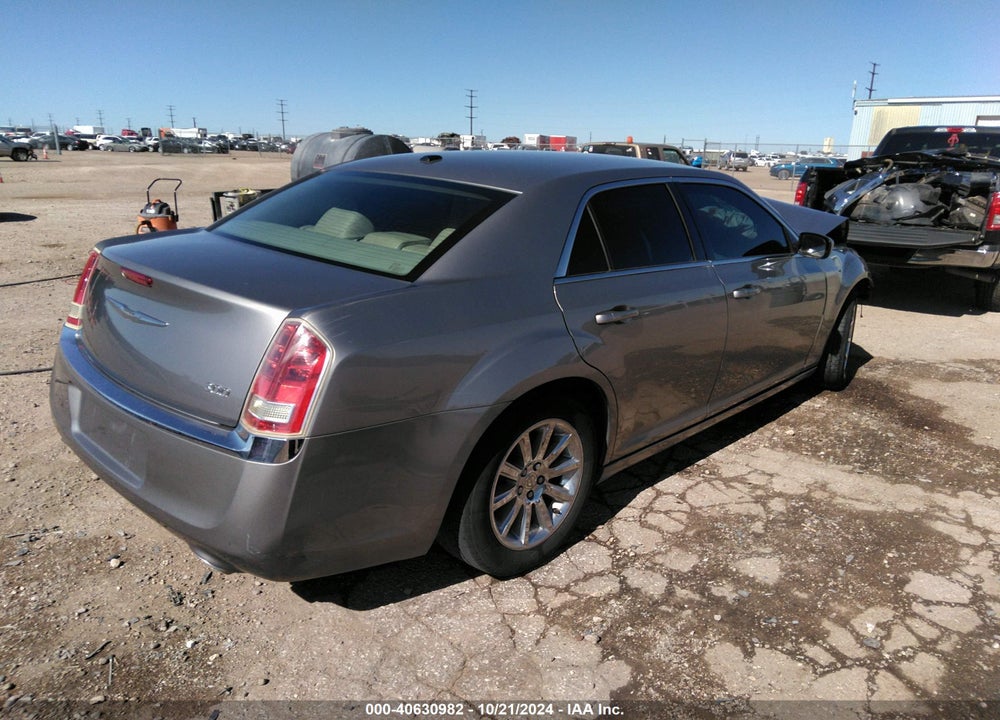 2014 CHRYSLER 300 VIN: 2C3CCAAG1EH301616