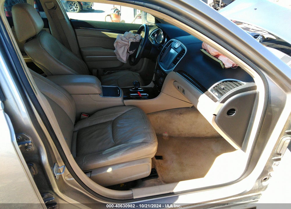 2014 CHRYSLER 300 VIN: 2C3CCAAG1EH301616