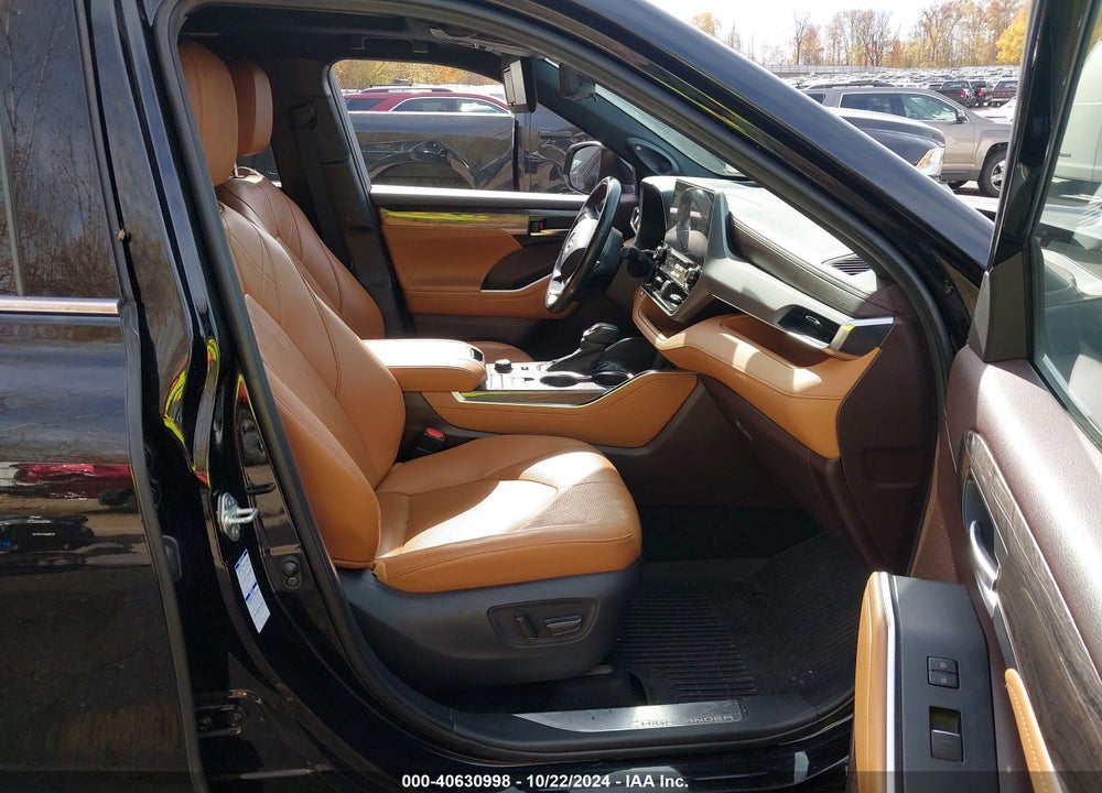 2020 TOYOTA HIGHLANDER PLATINUM VIN: 5TDFZRBHXLS003299