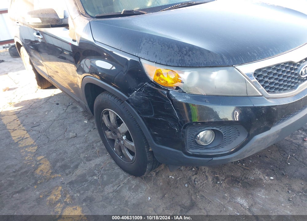 2012 KIA SORENTO LX V6 VIN: 5XYKT4A29CG189592