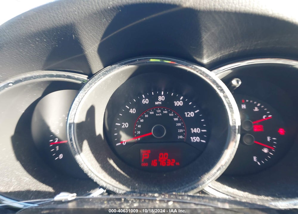 2012 KIA SORENTO LX V6 VIN: 5XYKT4A29CG189592