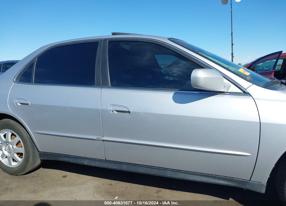 2002 HONDA ACCORD 2.3 SE VIN: 1HGCG56762A129224