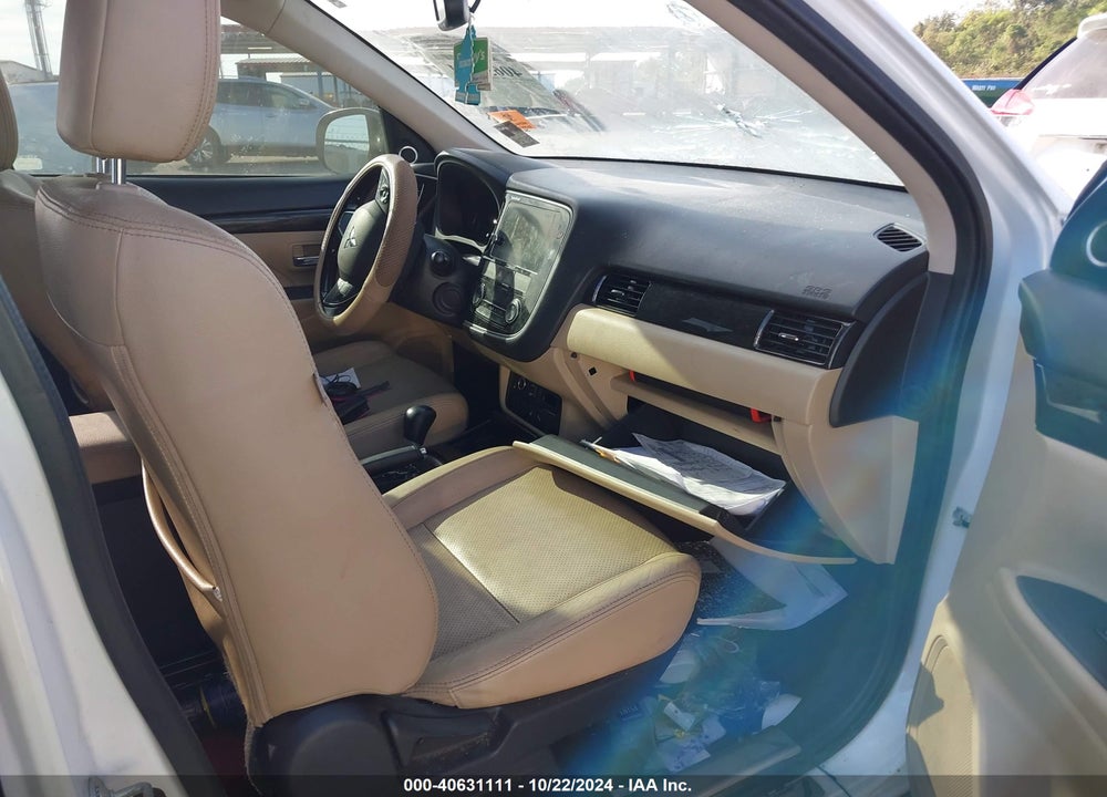 2018 MITSUBISHI OUTLANDER SEL VIN: JA4AD3A35JZ011408