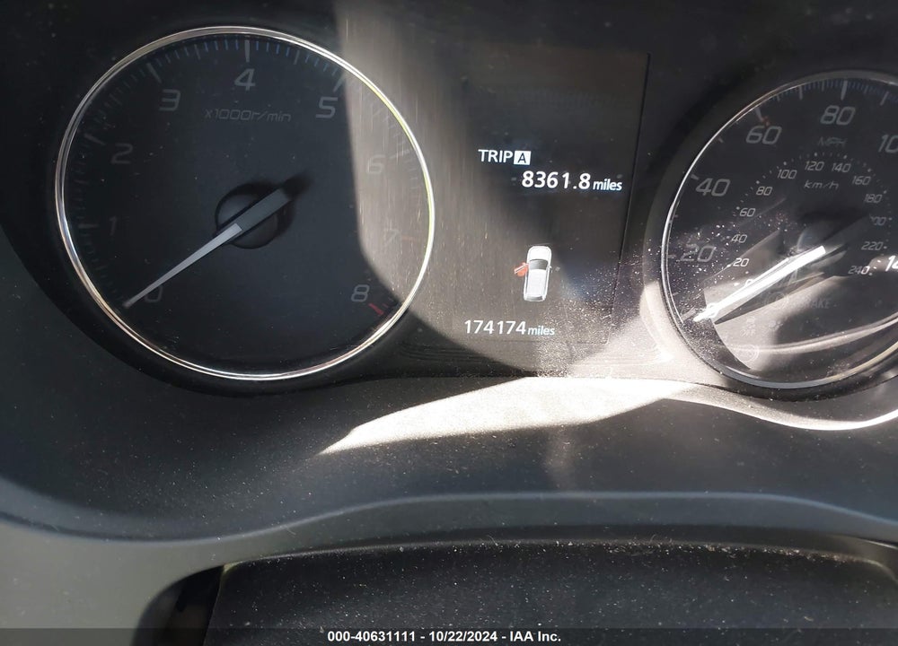 2018 MITSUBISHI OUTLANDER SEL VIN: JA4AD3A35JZ011408