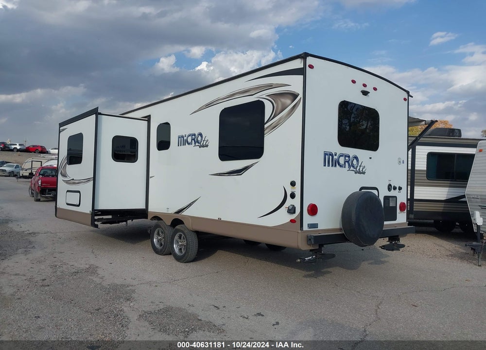 2018 FLAGSTAFF MICRO LITE SERIES M- VIN: 4X4TFLA20JD422545