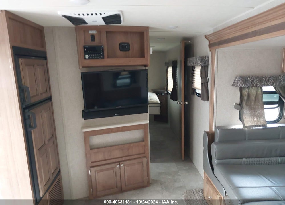 2018 FLAGSTAFF MICRO LITE SERIES M- VIN: 4X4TFLA20JD422545