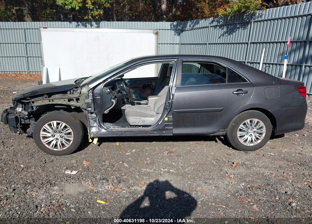 2014 TOYOTA CAMRY LE VIN: 4T1BF1FK3EU824351