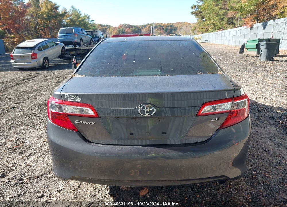 2014 TOYOTA CAMRY LE VIN: 4T1BF1FK3EU824351