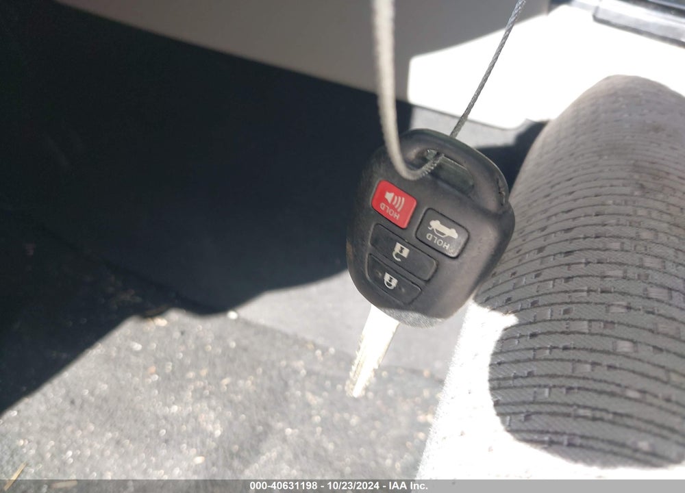 2014 TOYOTA CAMRY LE VIN: 4T1BF1FK3EU824351