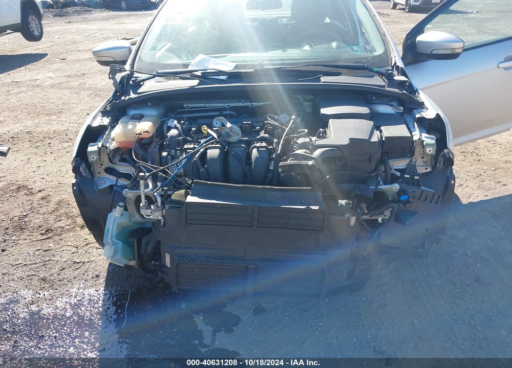 2016 FORD FOCUS SE VIN: 1FADP3F24GL318502