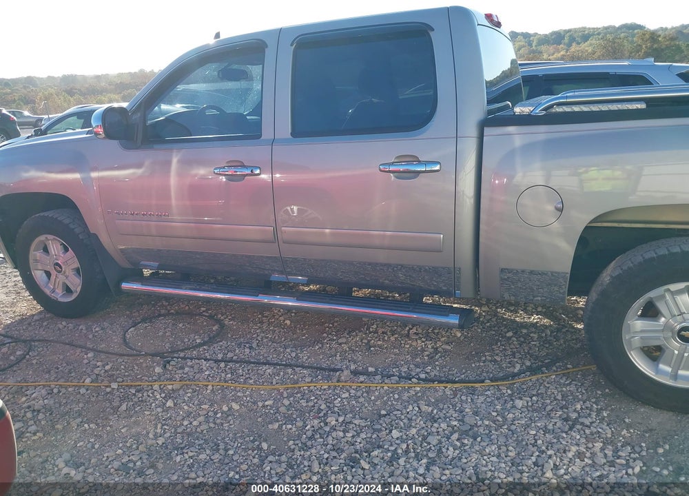 2008 CHEVROLET SILVERADO 1500 LT2 VIN: 3GCEK13MX8G210939