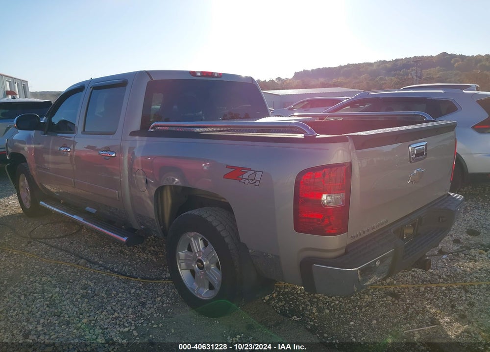 2008 CHEVROLET SILVERADO 1500 LT2 VIN: 3GCEK13MX8G210939