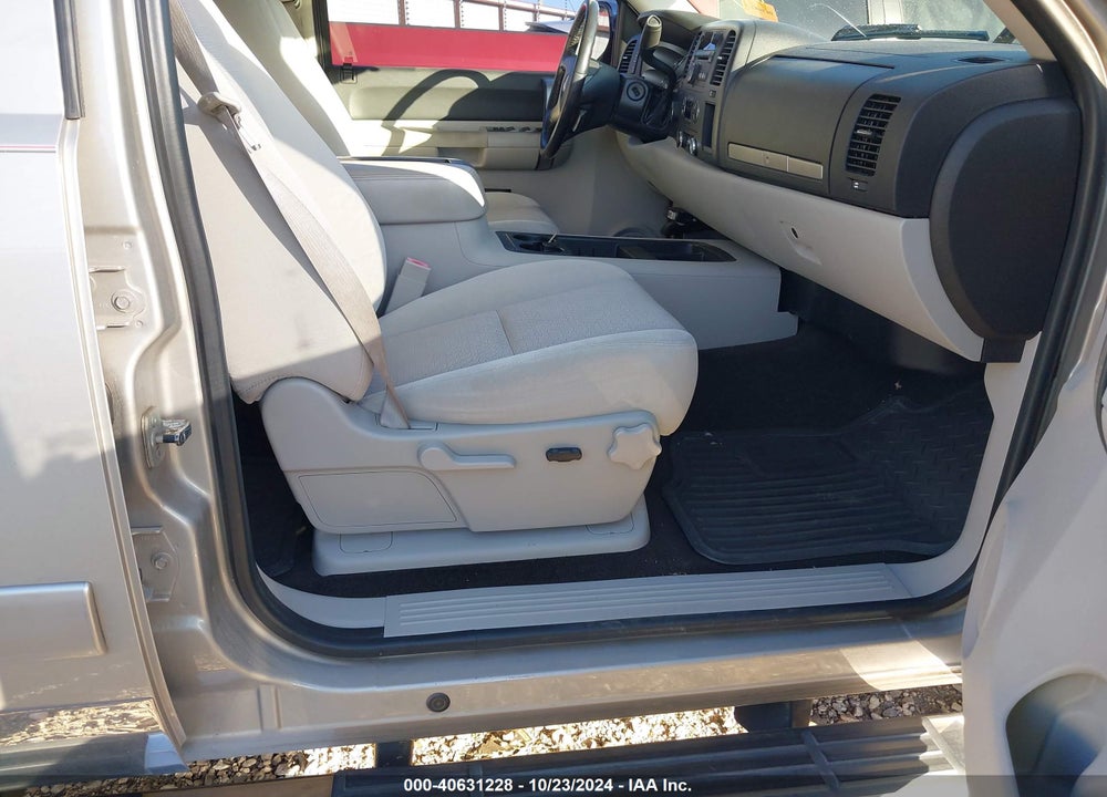 2008 CHEVROLET SILVERADO 1500 LT2 VIN: 3GCEK13MX8G210939