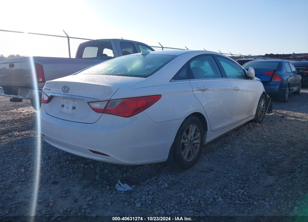 2013 HYUNDAI SONATA GLS VIN: 5NPEB4ACXDH645330
