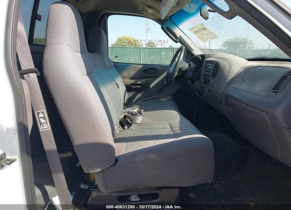 2002 FORD F-150 XL/XLT VIN: 1FTRF17282KC18360