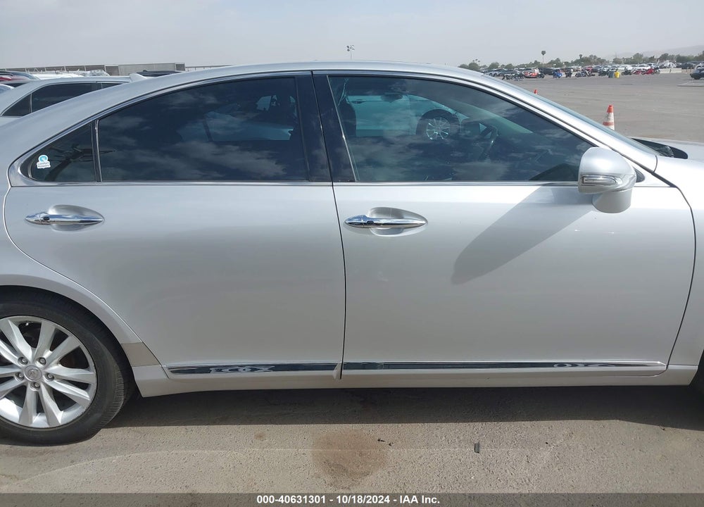 2010 LEXUS ES 350 VIN: JTHBK1EG2A2405411