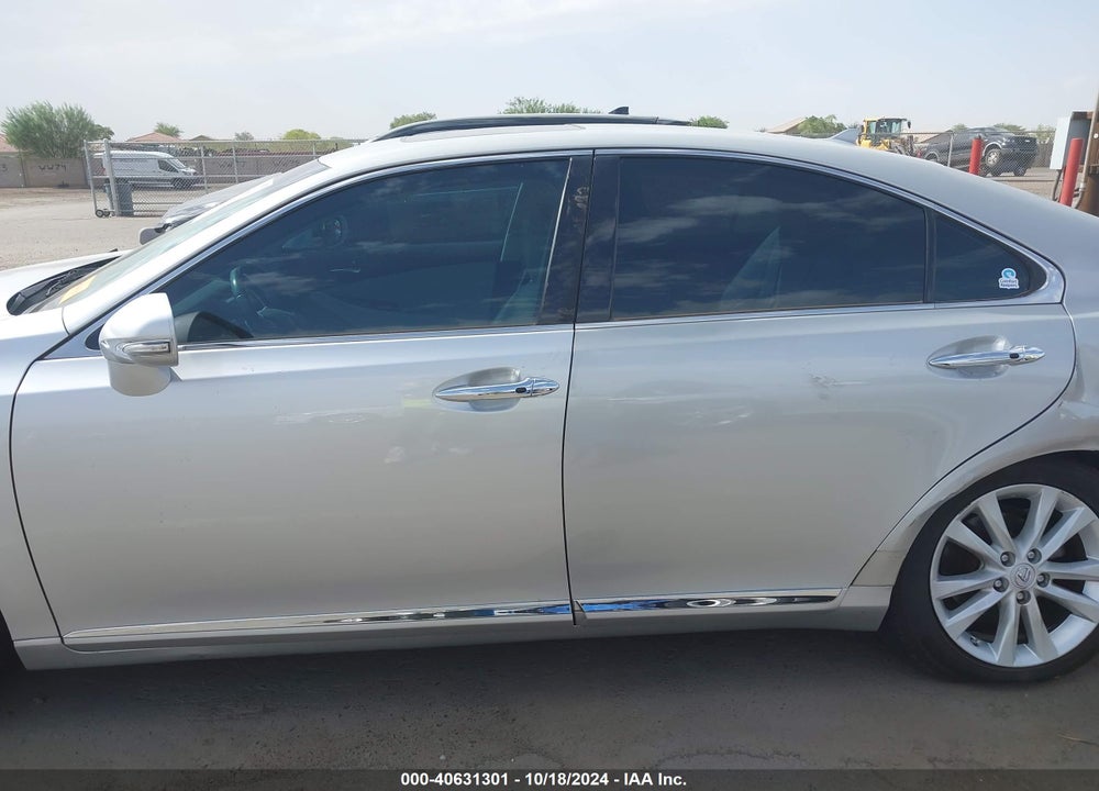 2010 LEXUS ES 350 VIN: JTHBK1EG2A2405411
