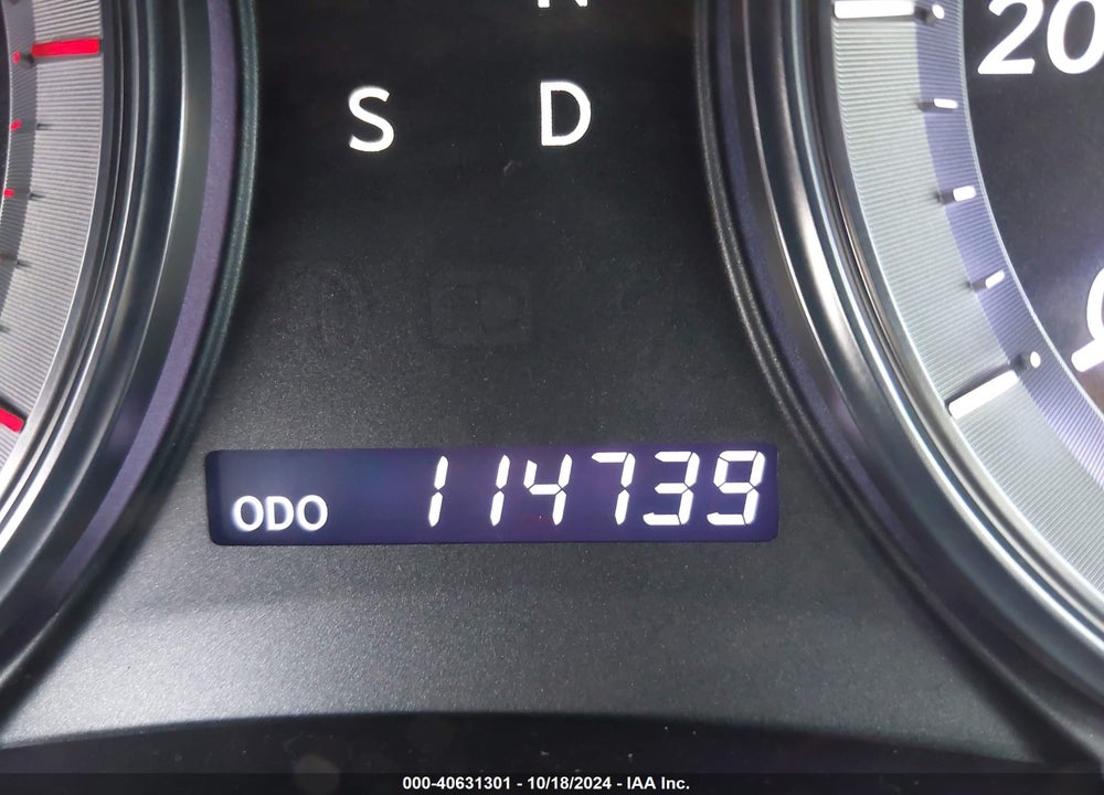 2010 LEXUS ES 350 VIN: JTHBK1EG2A2405411