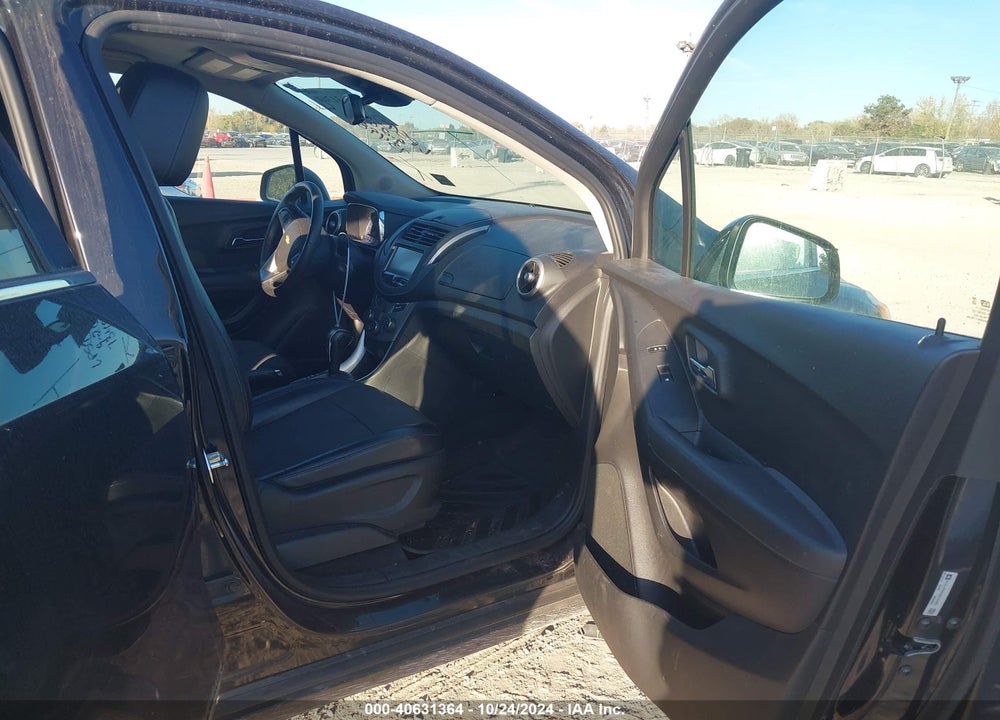 2016 CHEVROLET TRAX LT VIN: KL7CJPSB2GB734989