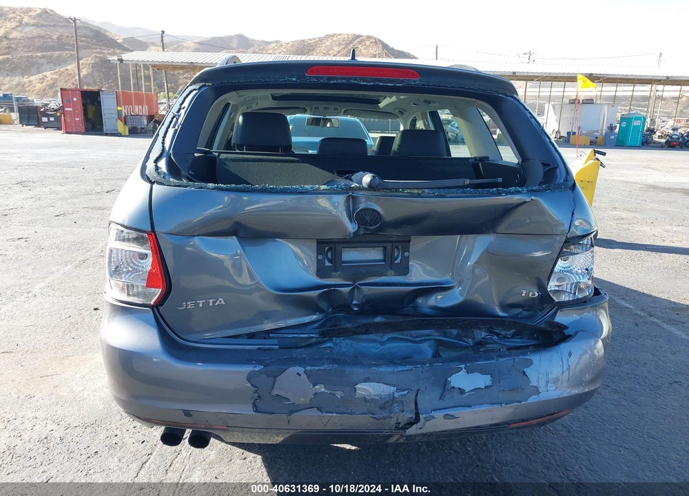 2014 VOLKSWAGEN JETTA SPORTWAGEN 2.0L TDI VIN: 3VWPL7AJ5EM627431