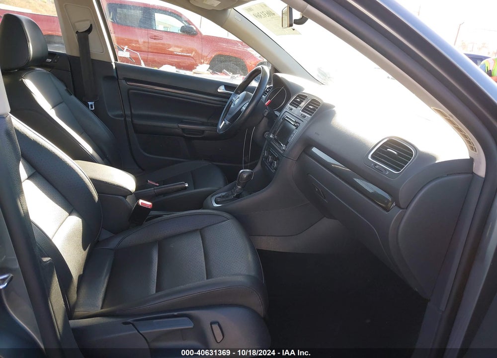 2014 VOLKSWAGEN JETTA SPORTWAGEN 2.0L TDI VIN: 3VWPL7AJ5EM627431