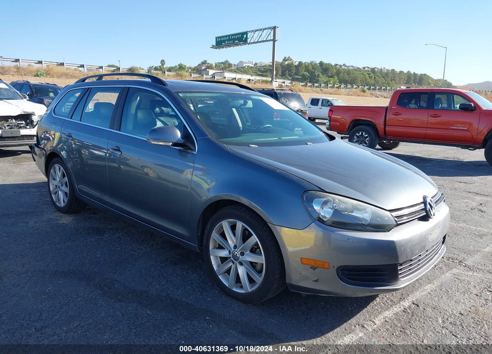 2014 VOLKSWAGEN JETTA SPORTWAGEN 2.0L TDI VIN: 3VWPL7AJ5EM627431