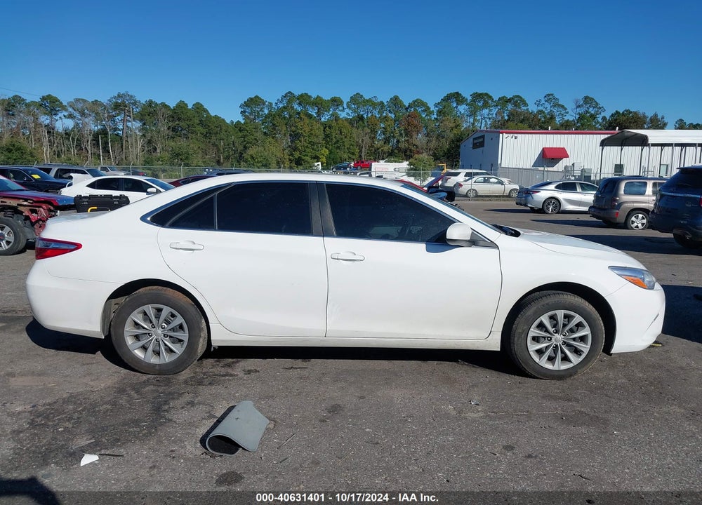 2017 TOYOTA CAMRY LE VIN: 4T1BF1FK1HU360268