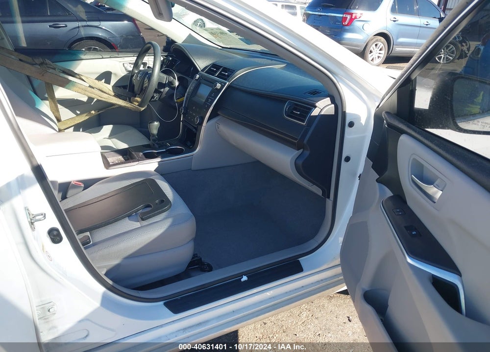 2017 TOYOTA CAMRY LE VIN: 4T1BF1FK1HU360268