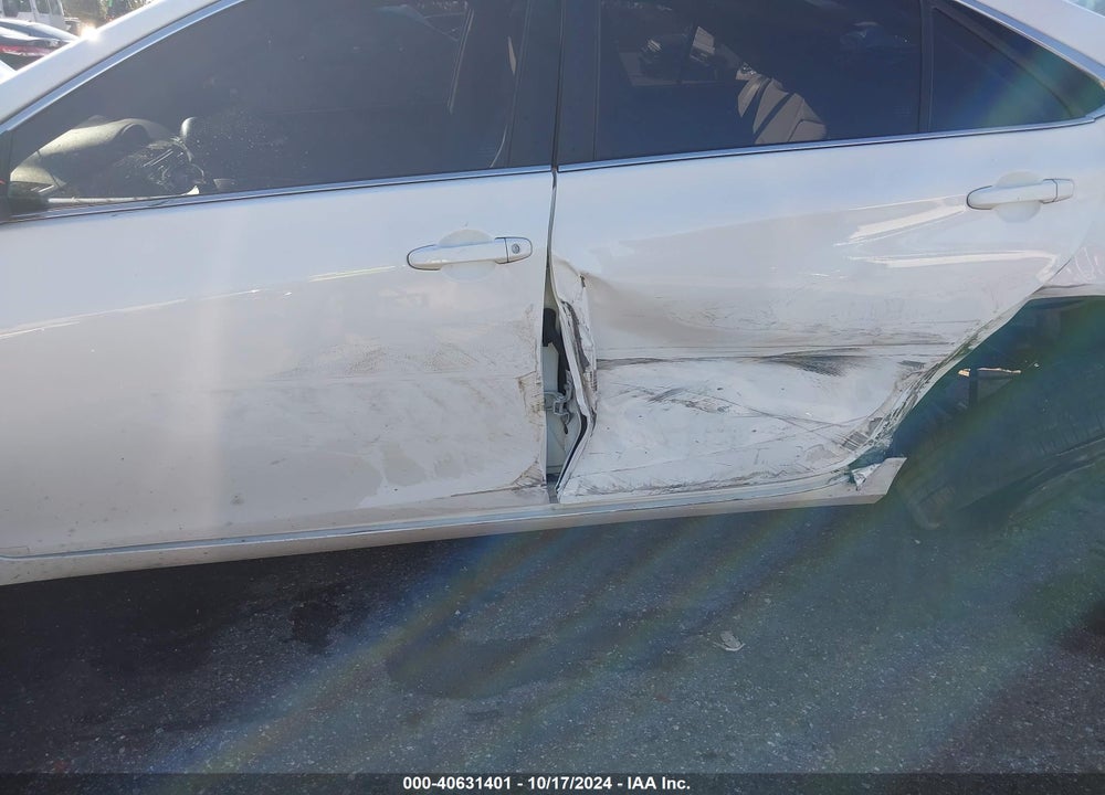 2017 TOYOTA CAMRY LE VIN: 4T1BF1FK1HU360268